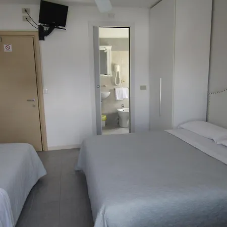 Atene מלון לידו די ג'סולו